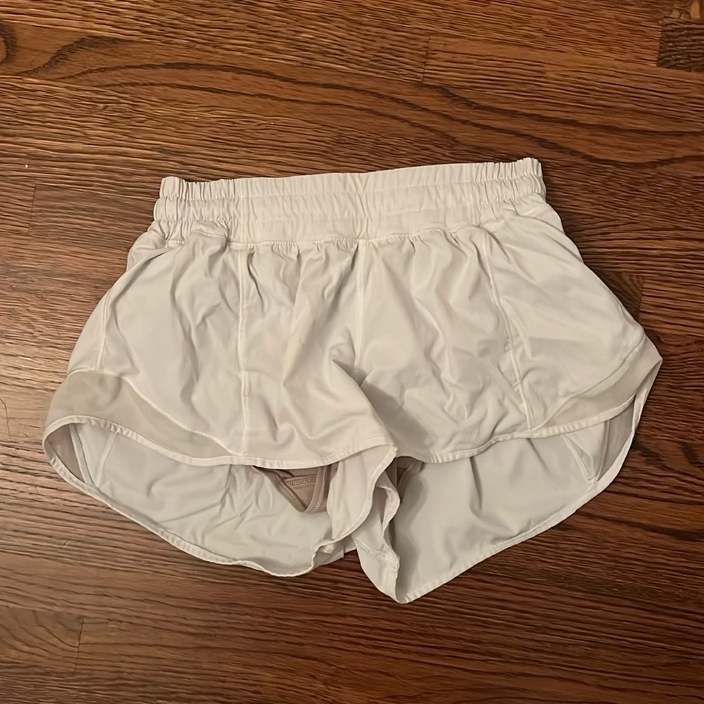 Lululemon hotty totty shorts